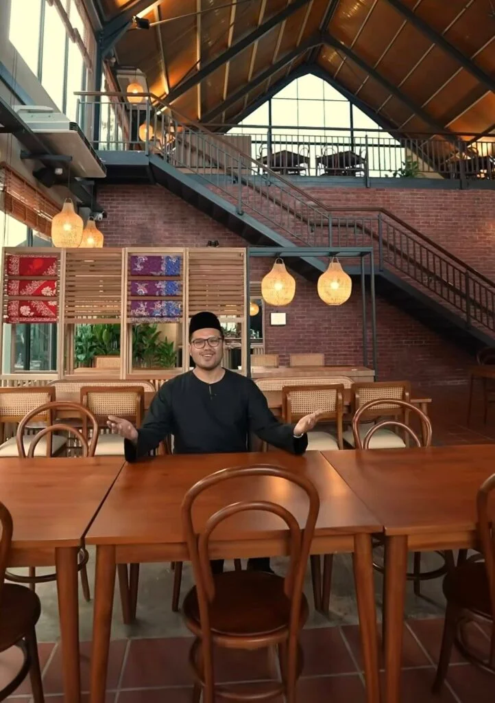 Khairul Aming di dalam Rembayung